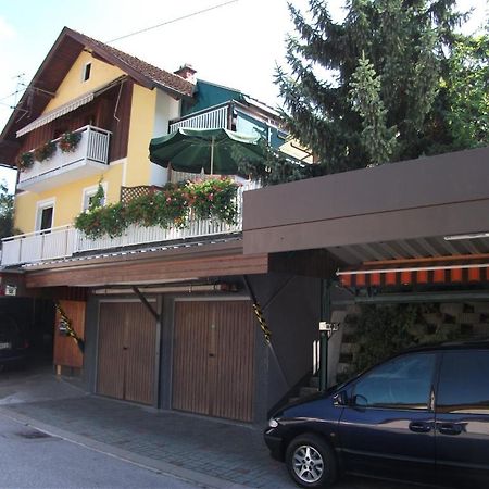 Ferienwohnung Krottensee กมุนเดน ภายนอก รูปภาพ