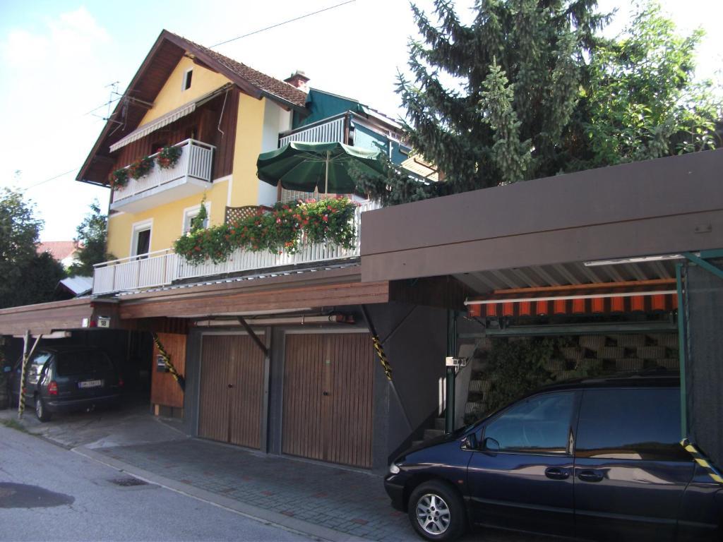 Ferienwohnung Krottensee กมุนเดน ภายนอก รูปภาพ